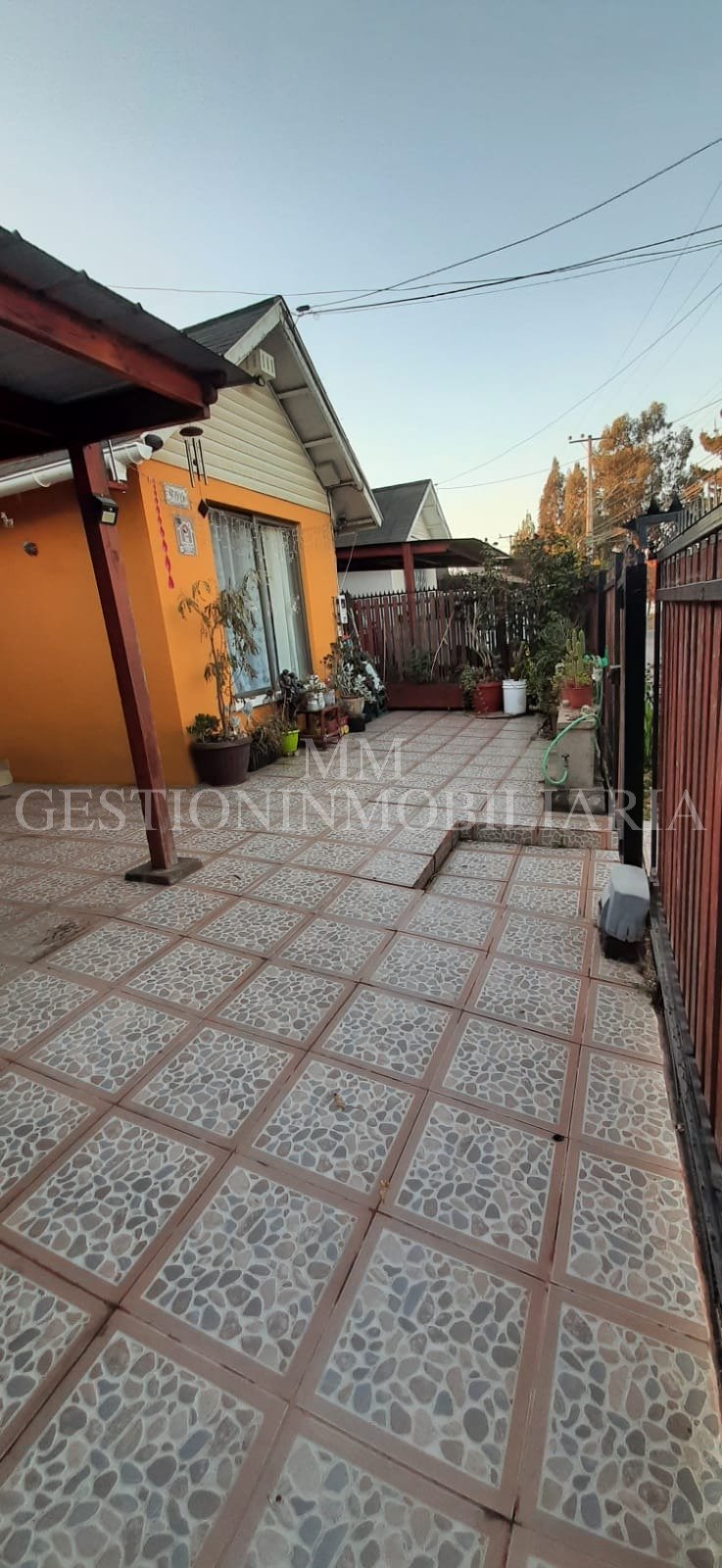 VENTA DE CASA DOS PISOS VILLA FUNDADORES CURAUMA 
